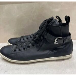 Men’s Louis Vuitton Black Leather High Top Sneakers Men’s Size 9 LV Logo Strap